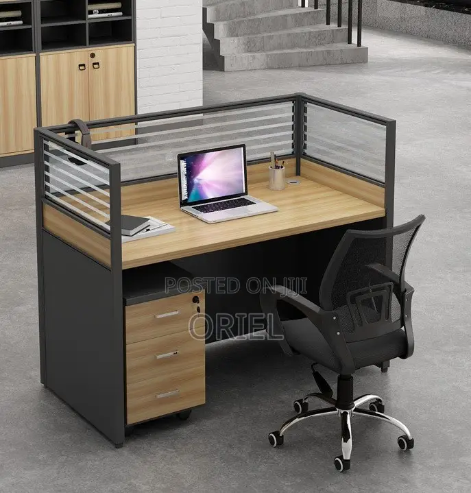 Office Workstation : 1-Way Office Workstation Desk