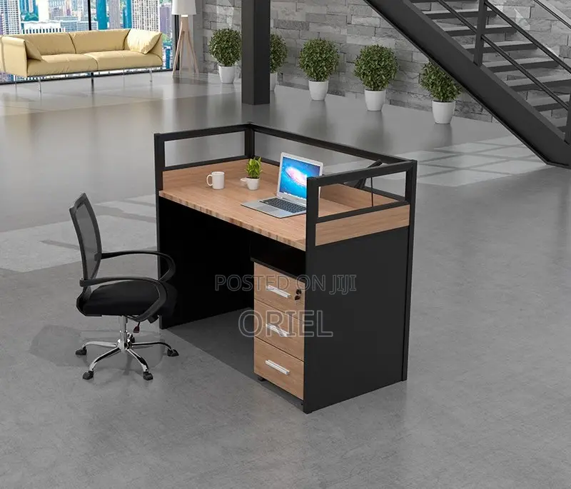 Office Workstation : 1-Way Office Workstation Desk