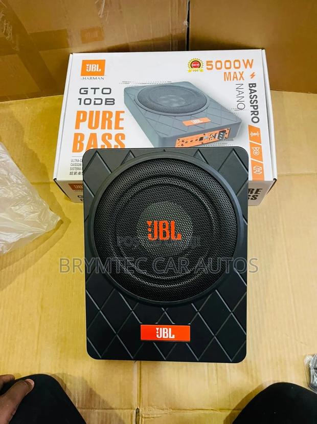 Powered Subwoofer JBL - main view