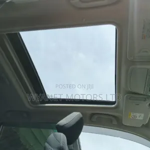 Subaru Forester Premium AWD 2019 White