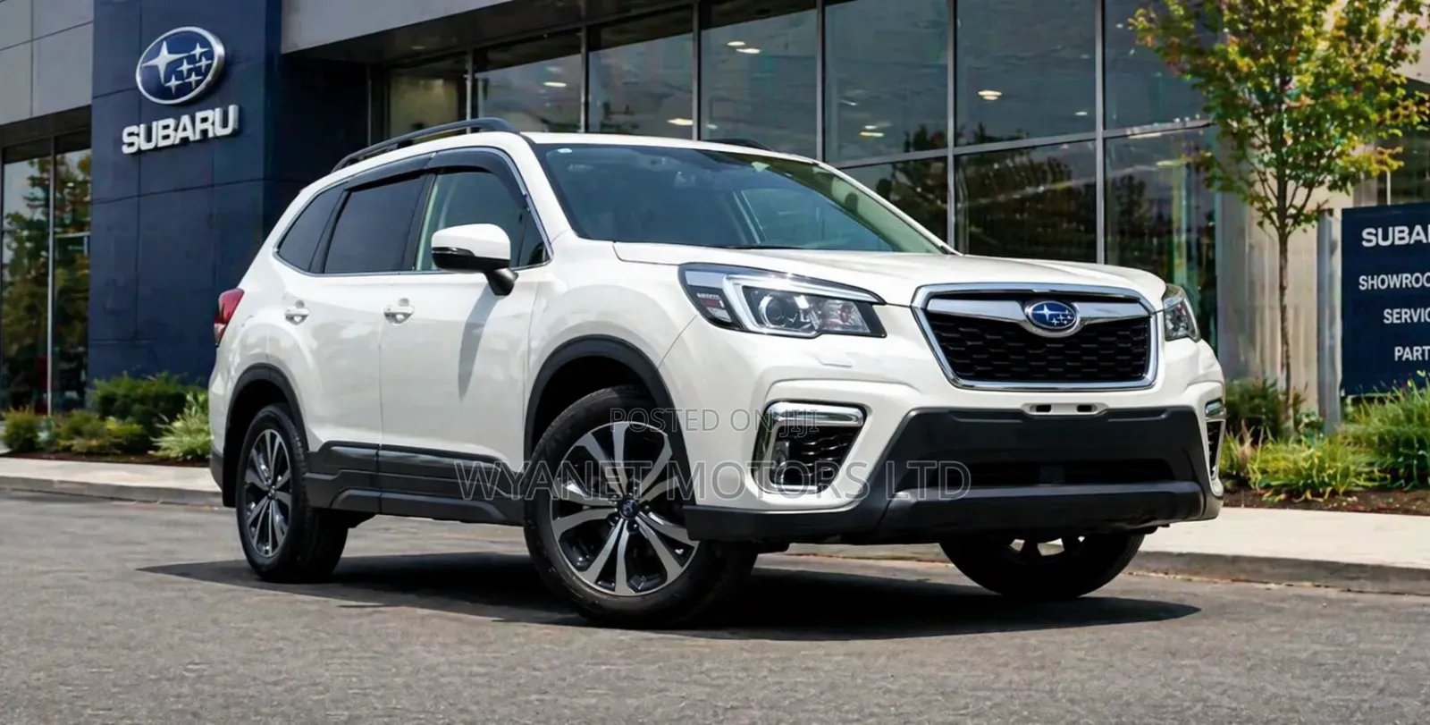 Subaru Forester Premium AWD 2019 White