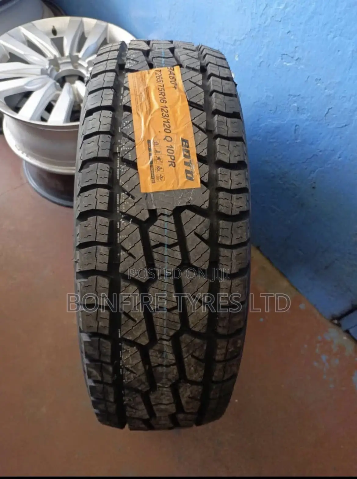265/75r16 Boto