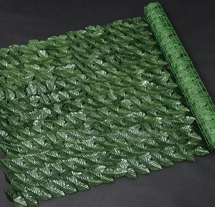 *Realistic Artificial Leaf Privacy Fence
