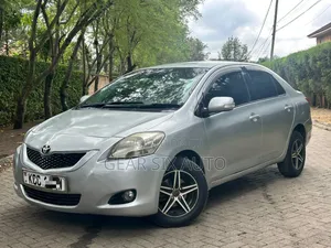 Toyota Belta 2008 Silver