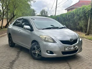 Toyota Belta 2008 Silver