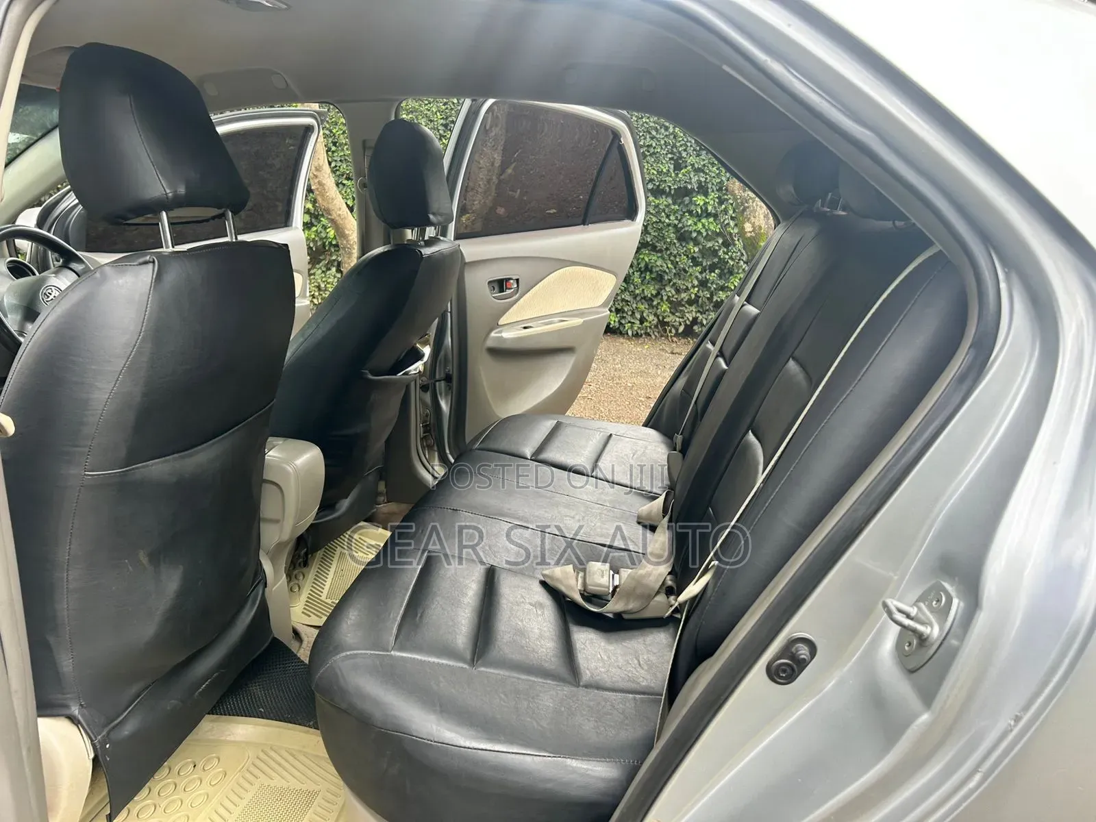 Toyota Belta 2008 Silver