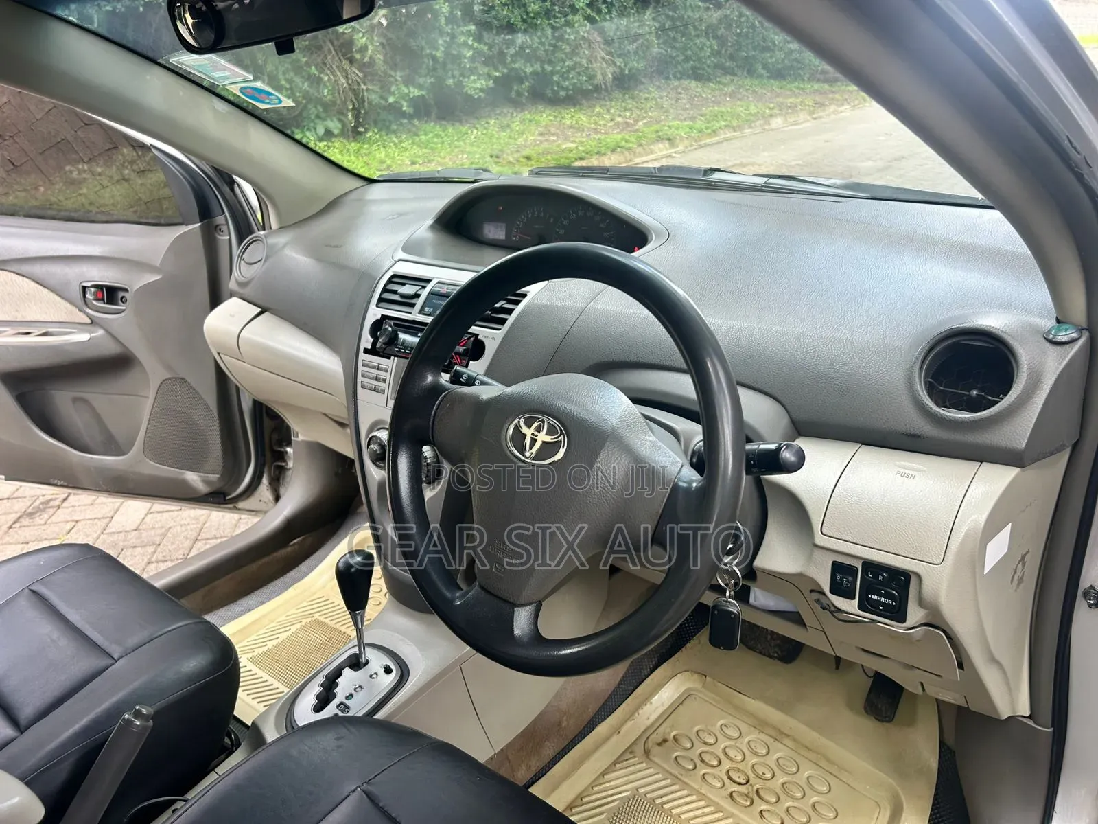 Toyota Belta 2008 Silver