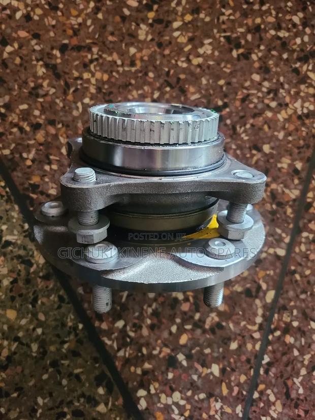 Front Hub Vigo - main view