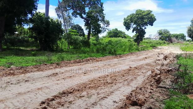 Msabaha/Gede. 10%Discounted 50 by 100s Malindi/Gede - thumbnail 8