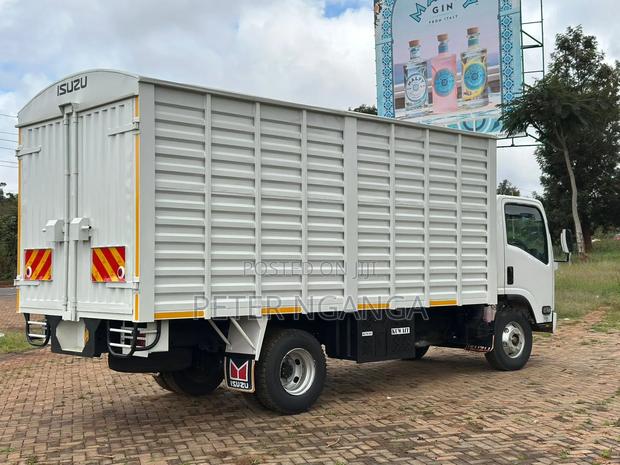 Isuzu NQR 2021 Model. - thumbnail 4