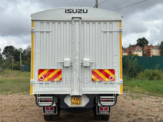 Isuzu NQR 2021 Model. - thumbnail 6