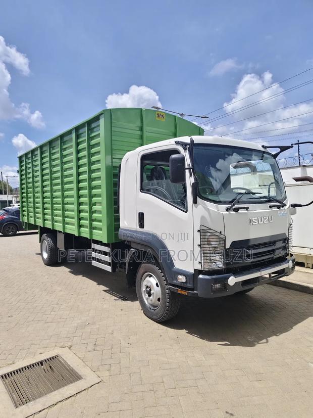 New Isuzu FRR - thumbnail 3