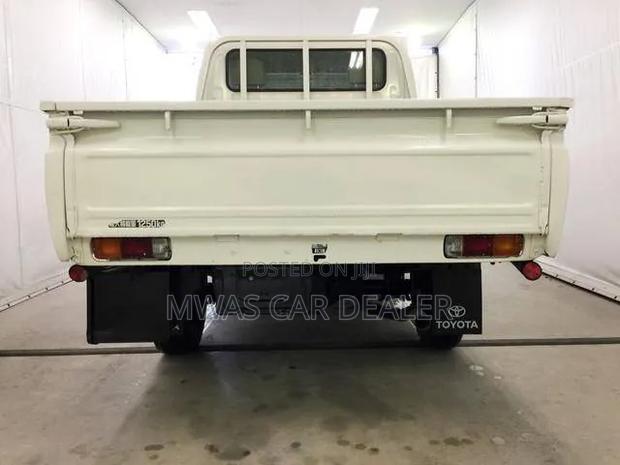 Selling Toyota Dyna Double Cab - thumbnail 6
