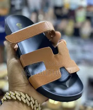 Ladies Quality Hermes Sandals With Adjustable Straps
