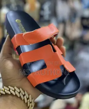 Ladies Quality Hermes Sandals With Adjustable Straps