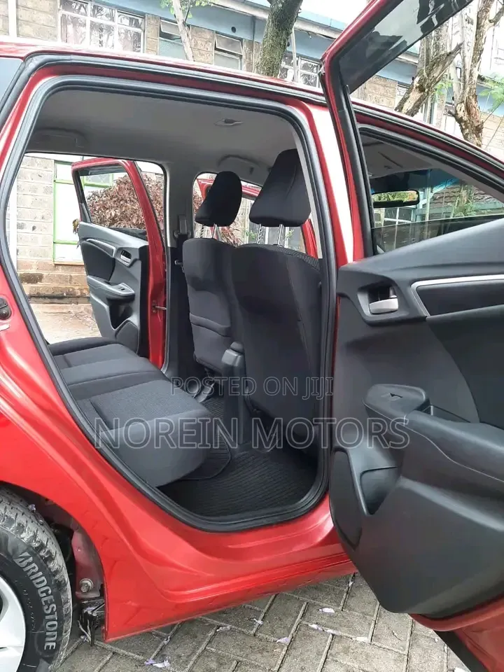 Honda Fit 2018 Red