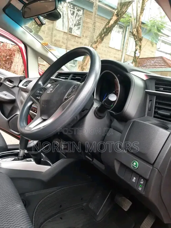 Honda Fit 2018 Red