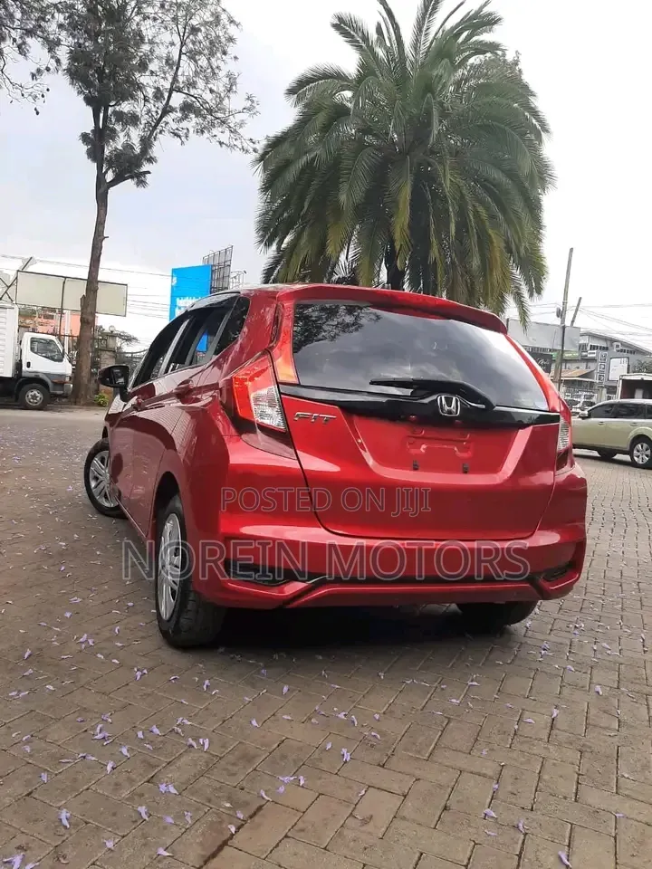 Honda Fit 2018 Red
