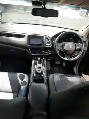 Honda Vezel 1.5 Hybrid 2WD 2018 Matt Black
