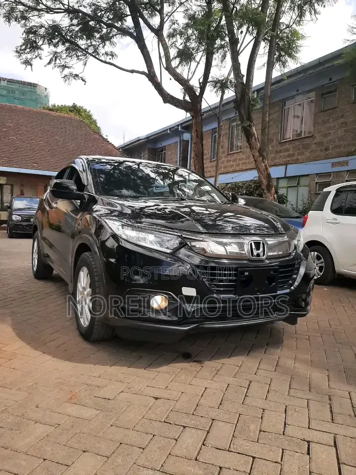 Honda Vezel 1.5 Hybrid 2WD 2018 Matt Black