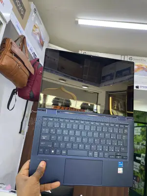 Laptop HP Dragonfly G2 16GB Intel Core i7 SSD 512GB