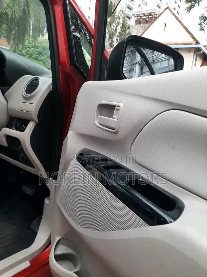 Mitsubishi EK Wagon 660 AWD 2018 Red