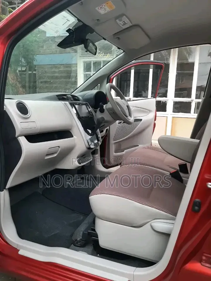 Mitsubishi EK Wagon 660 AWD 2018 Red