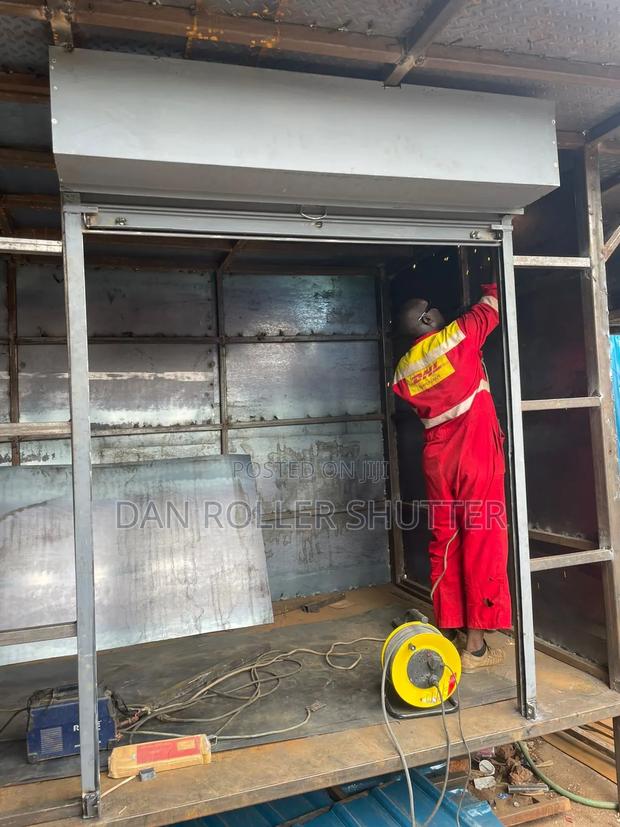 Electric Business Protection Shutter - thumbnail 2