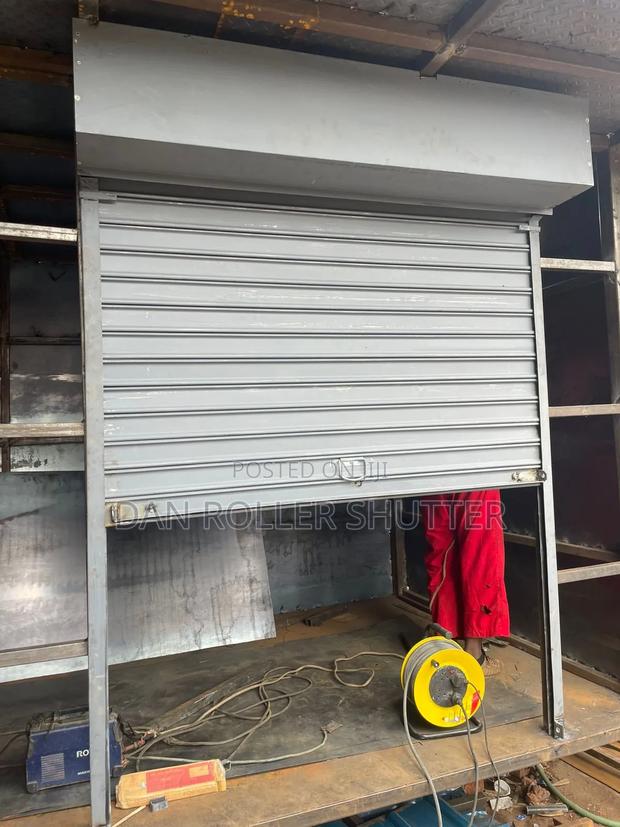 Electric Business Protection Shutter - thumbnail 3