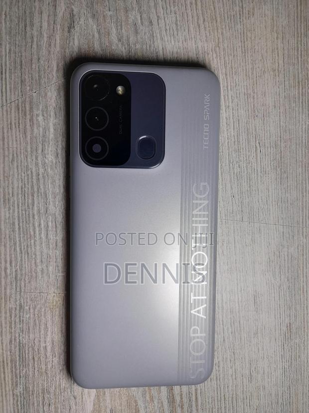 Tecno Spark 8C 64 GB Gray - thumbnail 2