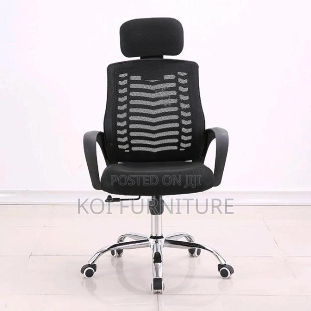 Office Chair : Mesh High-Back Office Chair With Adjustable Headrest - thumbnail 5