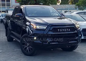 Toyota Hilux 2023 Black