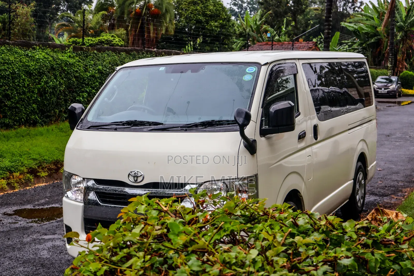 Toyota HiAce 2020 White