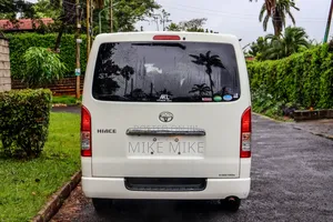 Toyota HiAce 2020 White