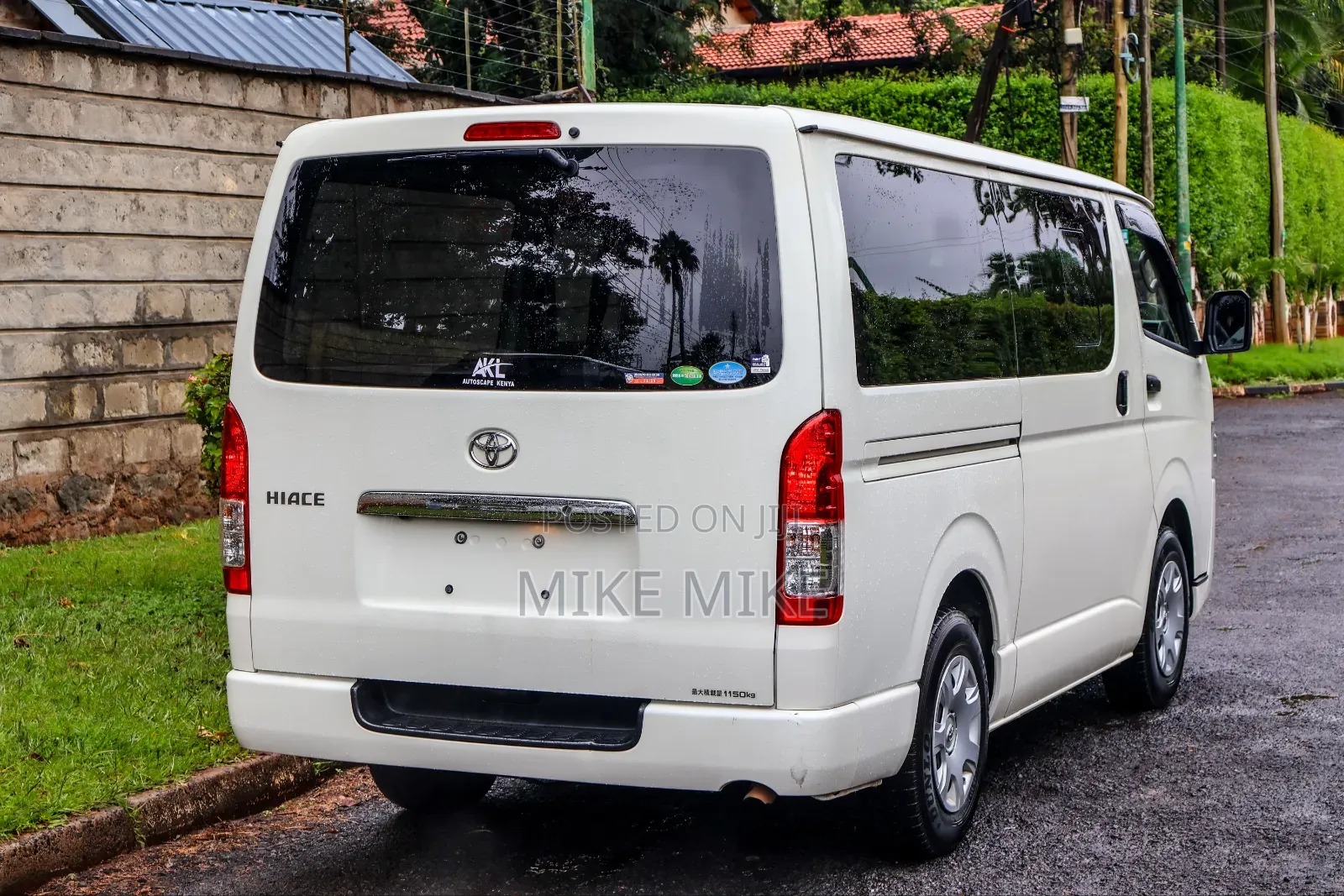 Toyota HiAce 2020 White