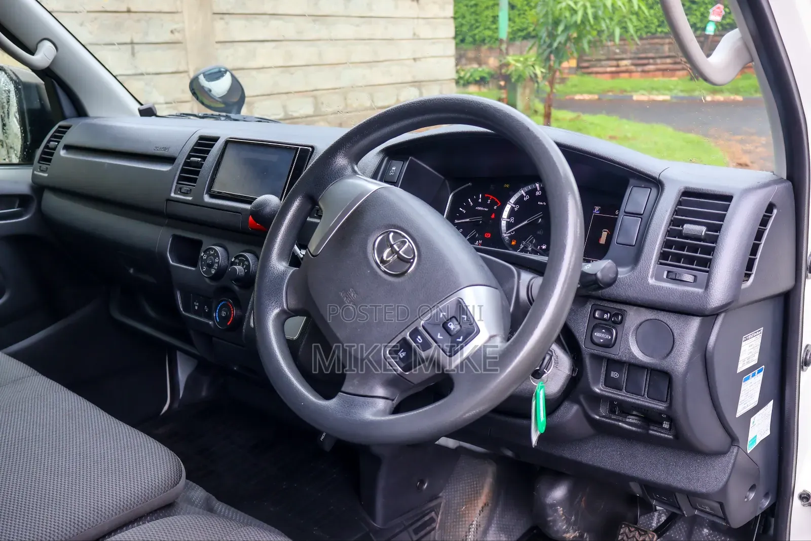 Toyota HiAce 2020 White