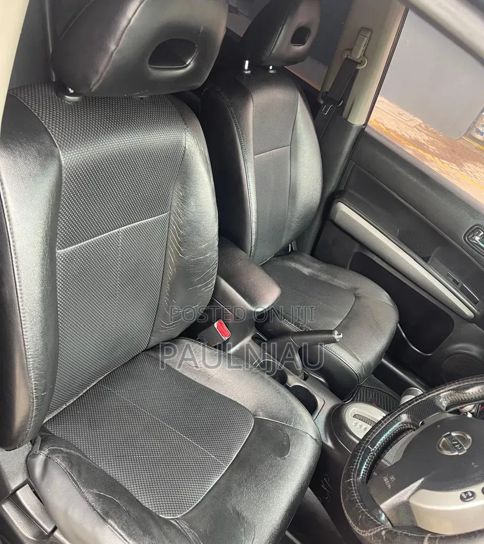 Nissan X-Trail 2010 Black