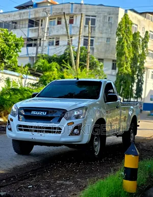 Isuzu D-MAX 2018 White