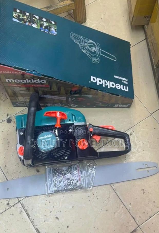 Meakida Petrol Chainsaw - main view