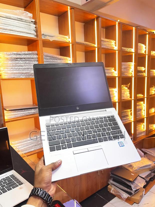 Laptop HP EliteBook 840 G5 8GB Intel Core i5 SSD 256GB - thumbnail 2