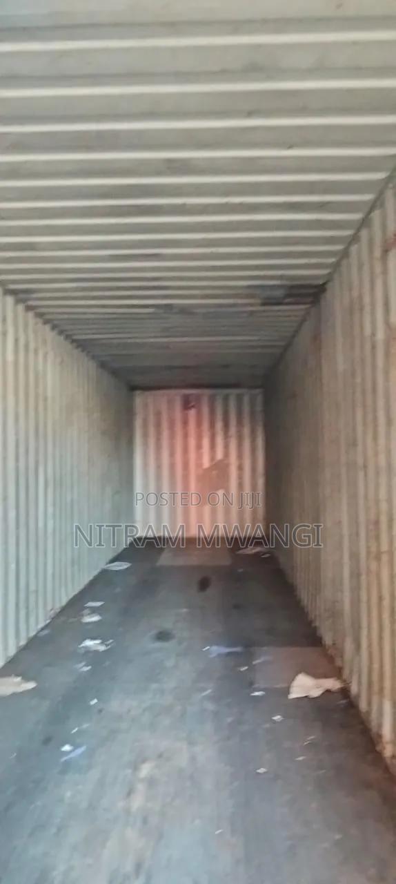 40ft High Cube/Standard Shipping Container -Cargo Worthy - thumbnail 2