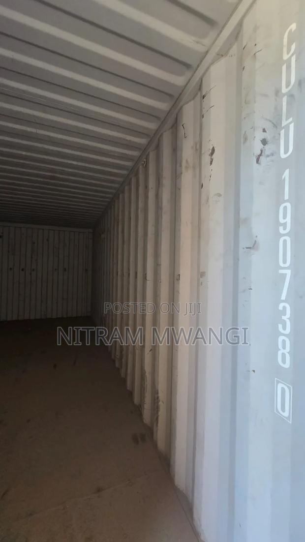 40ft High Cube/Standard Shipping Container -Cargo Worthy - thumbnail 5