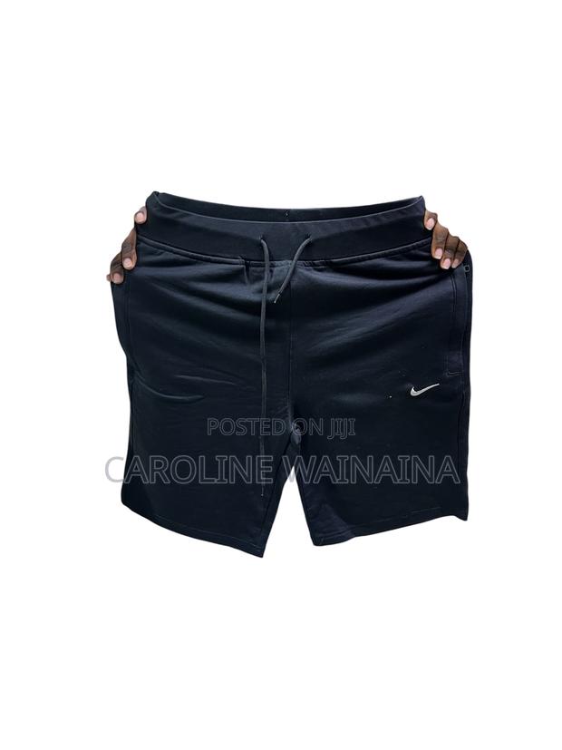 Black Sweatshort(Unisex)