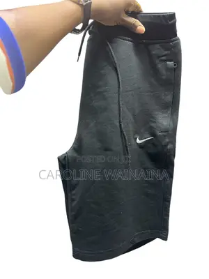 Black Sweatshort(Unisex)