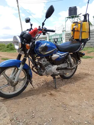 TVS HLX 125 2022 Blue