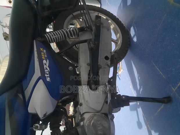 TVS HLX 125 2022 Blue - thumbnail 2