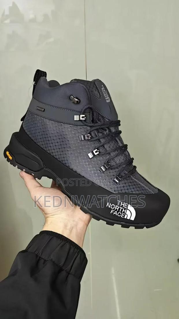 The North Face Vibram Corteiz Safety Boots – Rugged, Durable - thumbnail 2