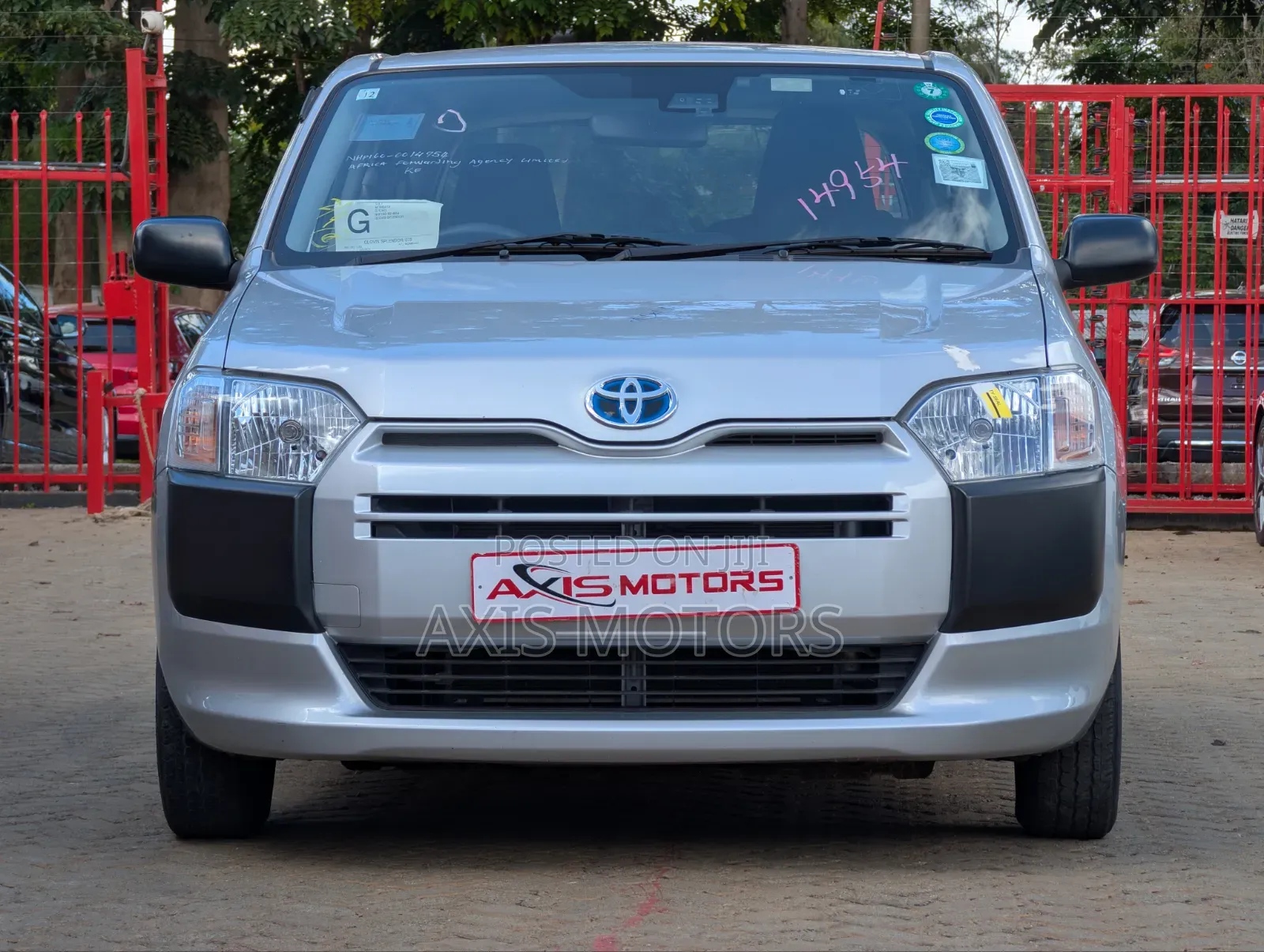 Toyota Probox 1.5 Hybrid DX 2019 Silver