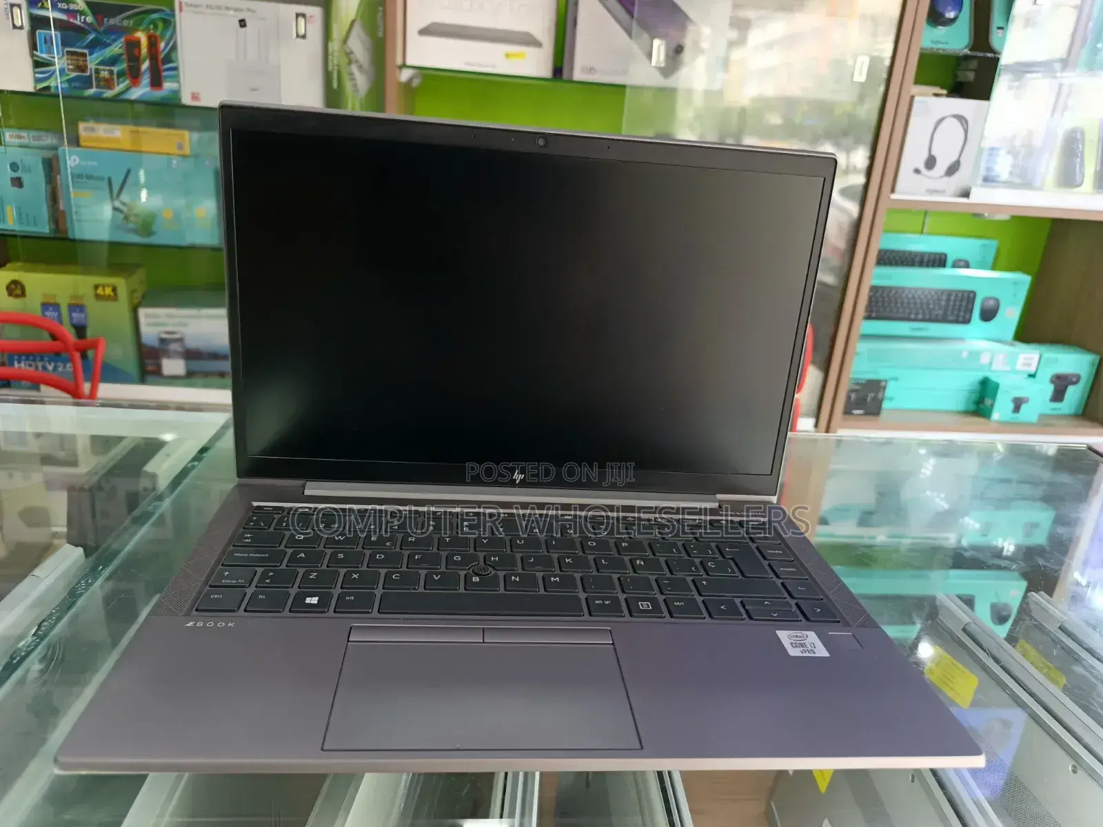 Laptop HP ZBook Firefly 14 G7 16GB Intel Core i7 SSD 256GB