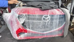 Mazda Demio Nosecut